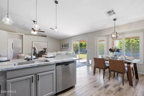 San Tan Valley, AZ 85140,4307 E Meadow Lark Way