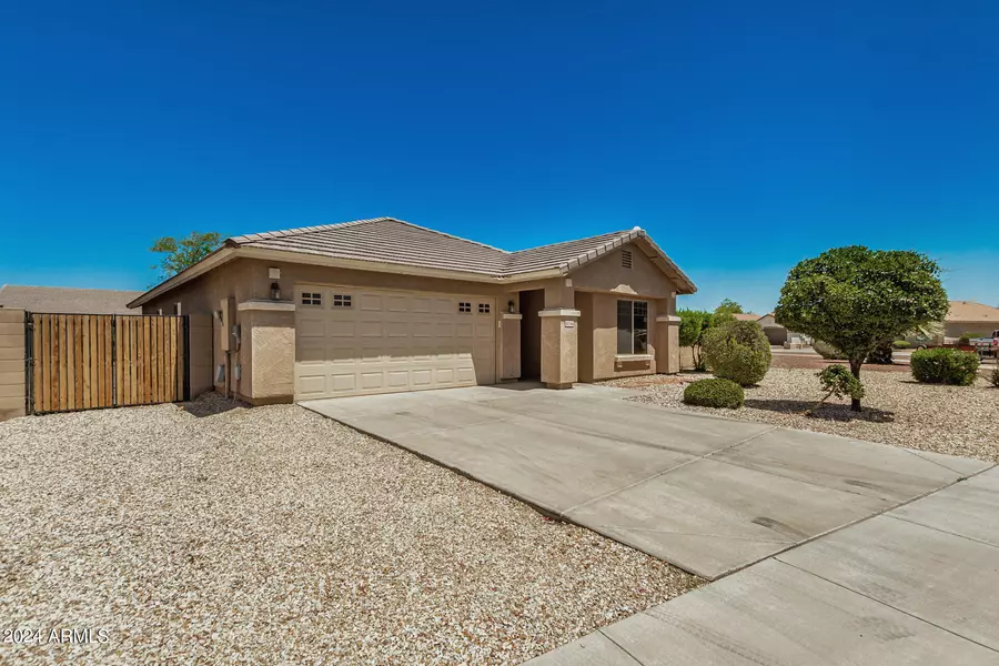 16744 W DESERT BLOOM Street, Goodyear, AZ 85338