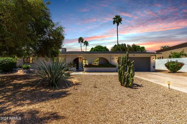 Paradise Valley, AZ 85253,10230 N 58TH Place