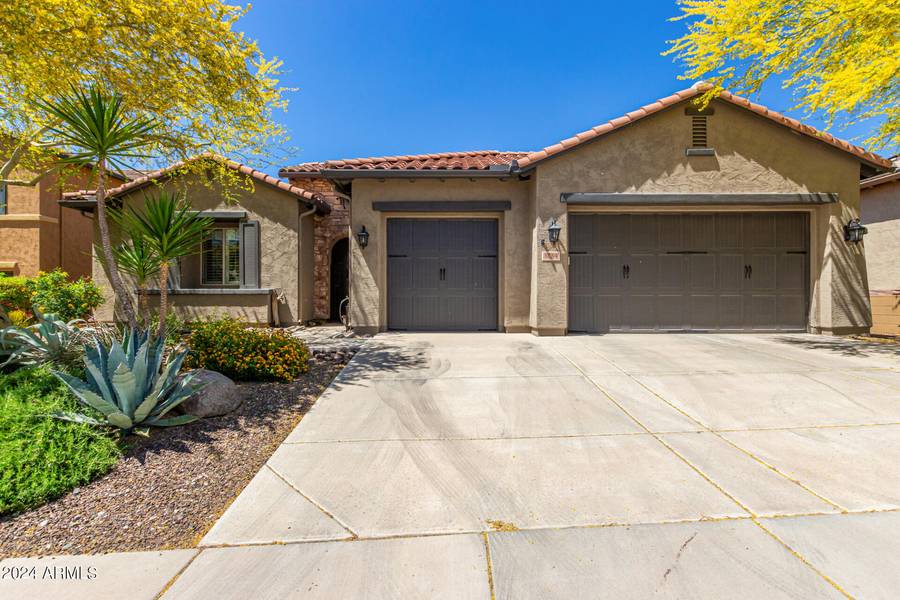 1734 W YELLOW BIRD Lane, Phoenix, AZ 85085