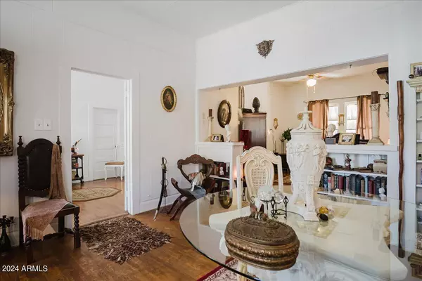 Bisbee, AZ 85603,186 QUALITY HILL Road