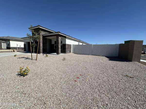 Surprise, AZ 85387,15657 W DESERT HOLLOW Drive