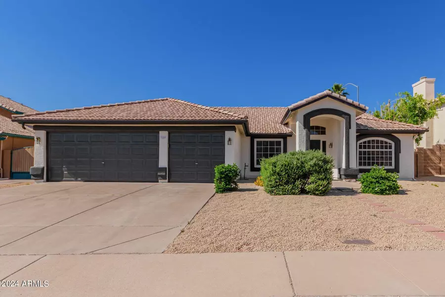7260 E JUNE Street, Mesa, AZ 85207