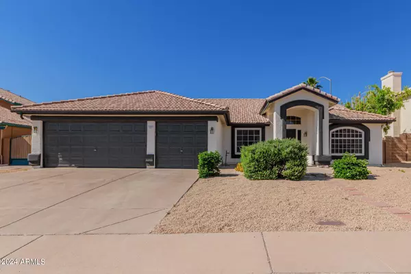 7260 E JUNE Street, Mesa, AZ 85207