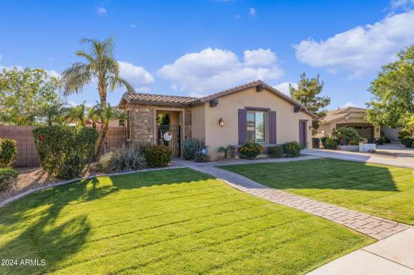 Chandler, AZ 85248,4740 S PLATINUM Court