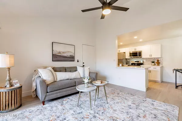 Mesa, AZ 85210,623 W Guadalupe Road #266