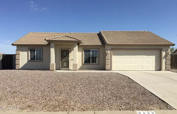 8433 W REVENTON Drive, Arizona City, AZ 85123