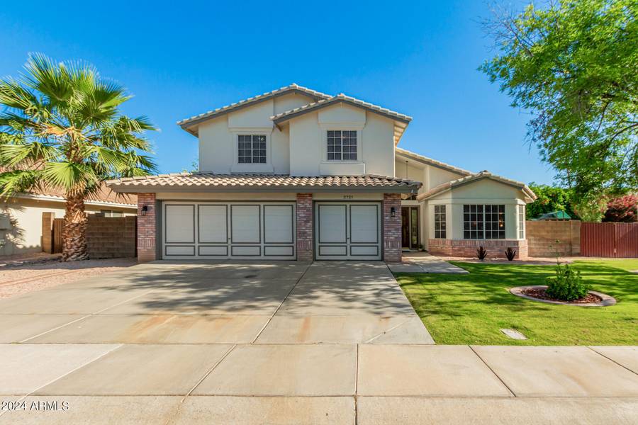 2721 W SHEFFIELD Avenue, Chandler, AZ 85224