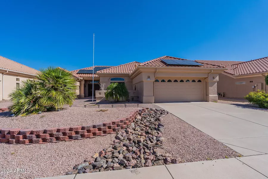 13716 W GUNSIGHT Drive, Sun City West, AZ 85375