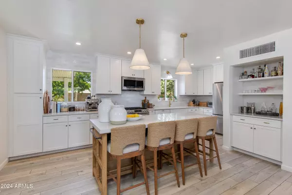 Phoenix, AZ 85018,4125 E TURNEY Avenue