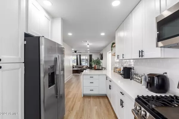 1446 E MONTE VISTA Road Phoenix, AZ 85006