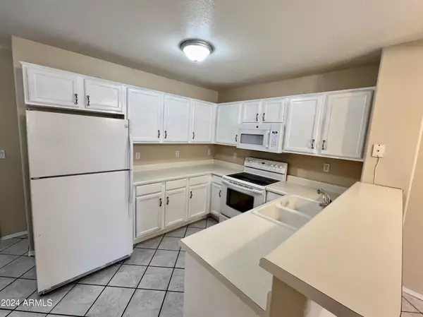 Mesa, AZ 85205,5808 E BROWN Road #102