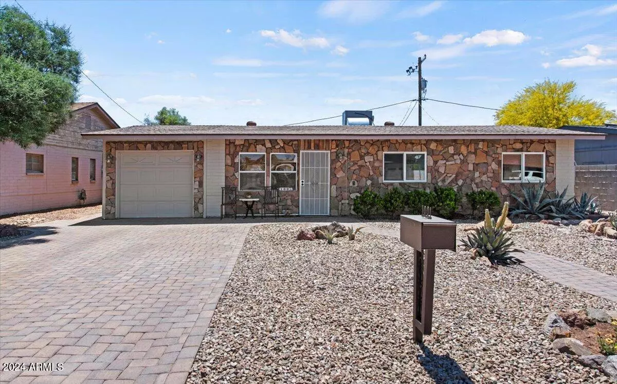 Phoenix, AZ 85013,1001 W PICCADILLY Road