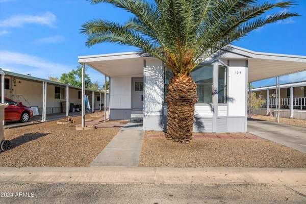 Glendale, AZ 85304,10960 N 67TH Avenue #104