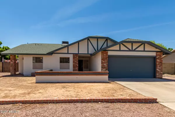 2655 E ENROSE Street, Mesa, AZ 85213