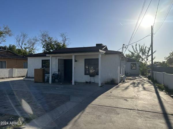 5416 S 4th Street, Phoenix, AZ 85040