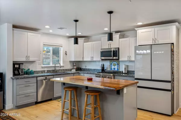 Show Low, AZ 85901,260 N 2ND Drive