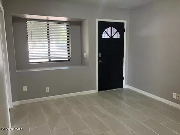 Apache Junction, AZ 85120,728 S LAGO Drive