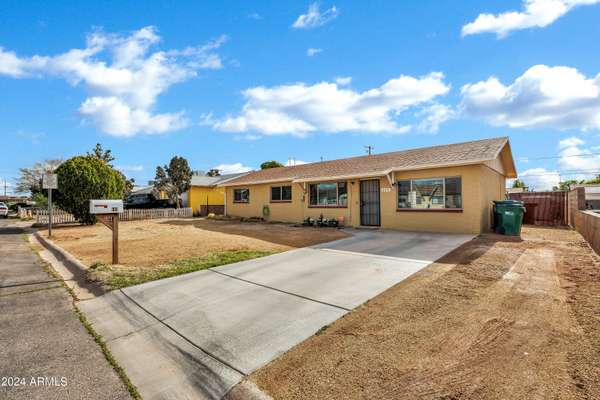 Winslow, AZ 86047,149 YUMA Drive