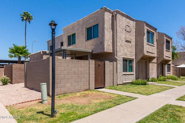 Mesa, AZ 85202,600 S DOBSON Road #35