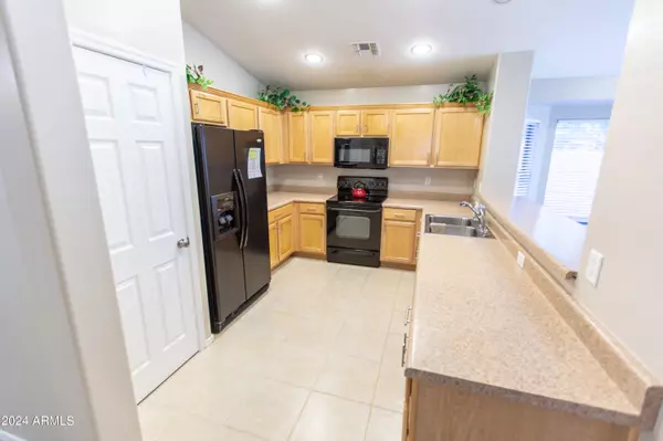 Maricopa, AZ 85139,45160 W ALAMENDRAS Street