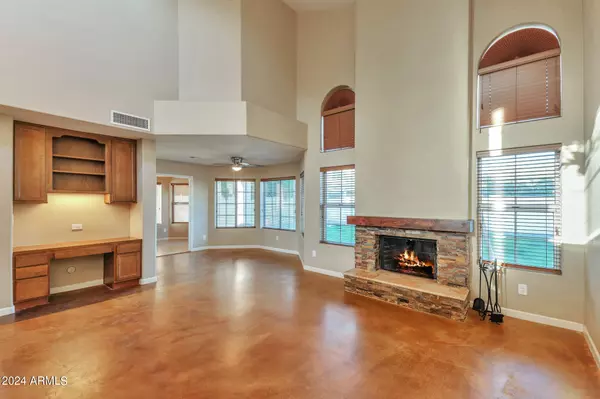 Chandler, AZ 85224,1039 N LONGMORE Street