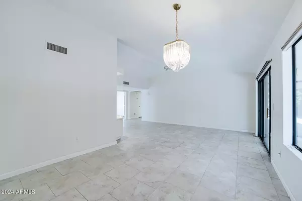 Mesa, AZ 85206,2154 LEISURE WORLD --