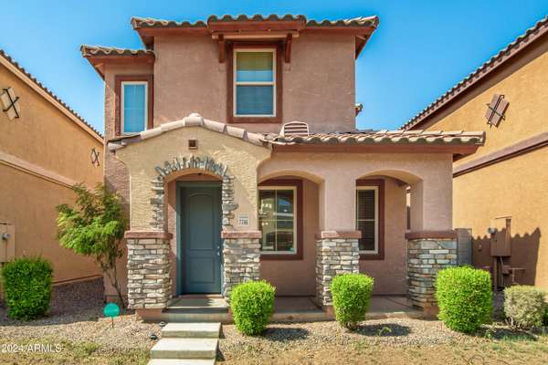 7746 W GILES Road, Phoenix, AZ 85035