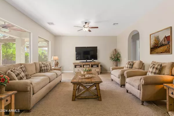 Glendale, AZ 85307,12920 W SIERRA VISTA Drive