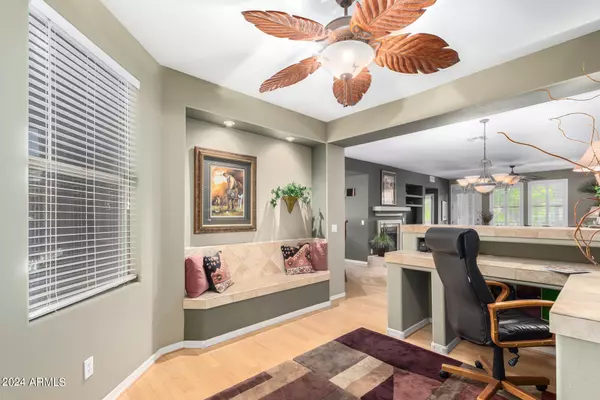 Scottsdale, AZ 85254,15221 N Clubgate Drive #2138