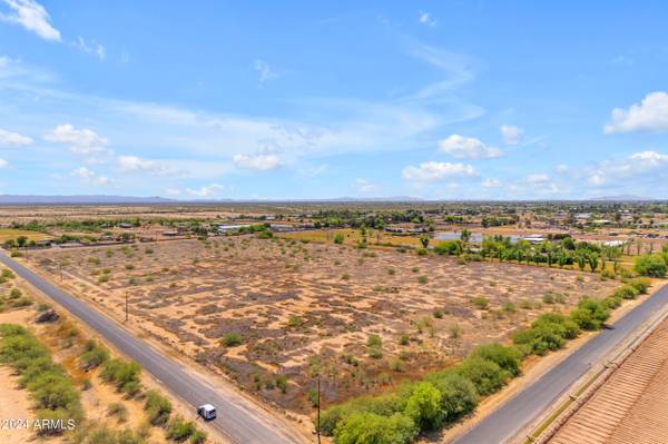 San Tan Valley, AZ 85140,0 Jackrabbit Rd -- #-