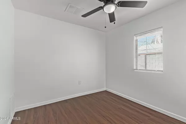 Phoenix, AZ 85021,9441 N 9TH Avenue