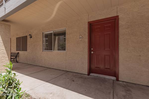 Tempe, AZ 85281,1014 E SPENCE Avenue #106