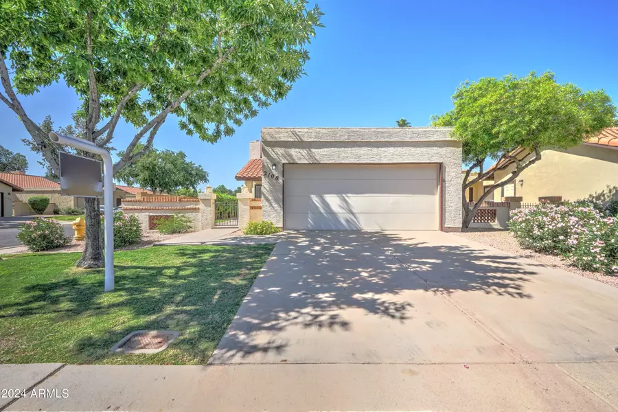 2108 E FORGE Avenue, Mesa, AZ 85204