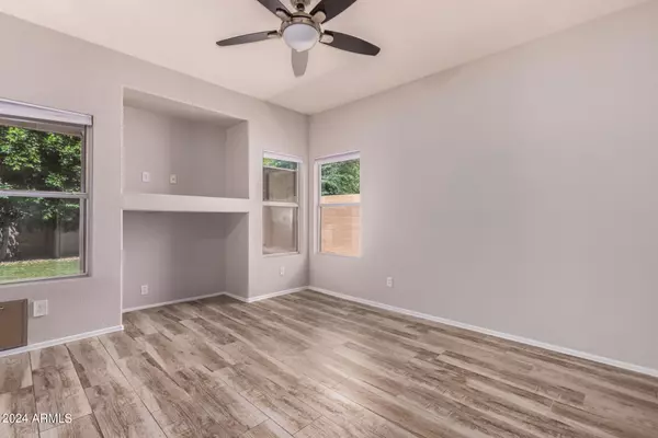 Glendale, AZ 85308,19812 N 49TH Drive