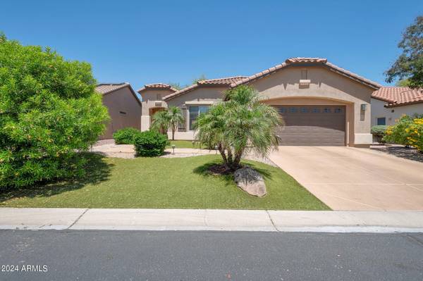 15820 W WINDSOR Avenue, Goodyear, AZ 85395