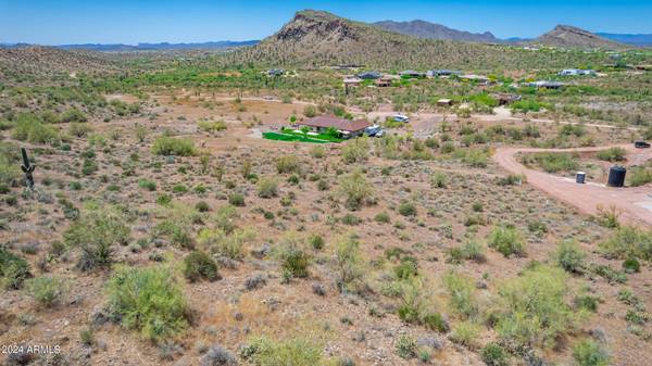 422 N 18th Street #-,  New River,  AZ 85087