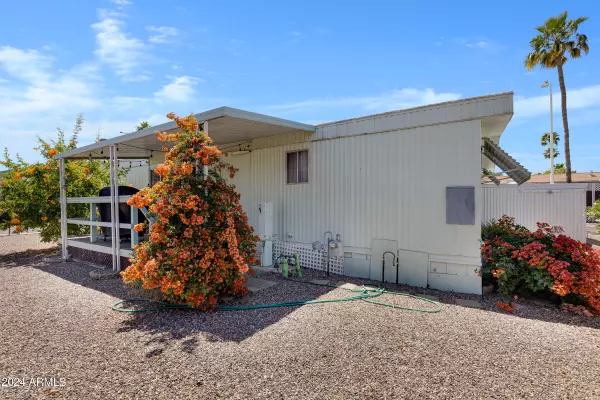 9501 E BROADWAY Road #25, Mesa, AZ 85208