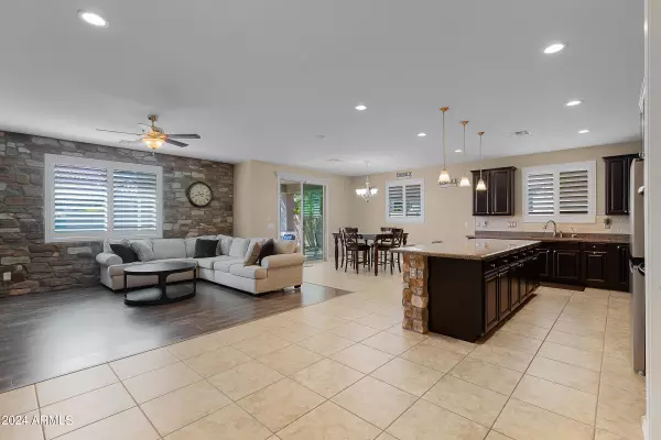 Queen Creek, AZ 85142,22237 E DESERT HILLS Court