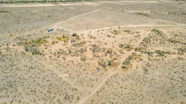 Wittmann, AZ 85361,20353 W JOMAX Road #A