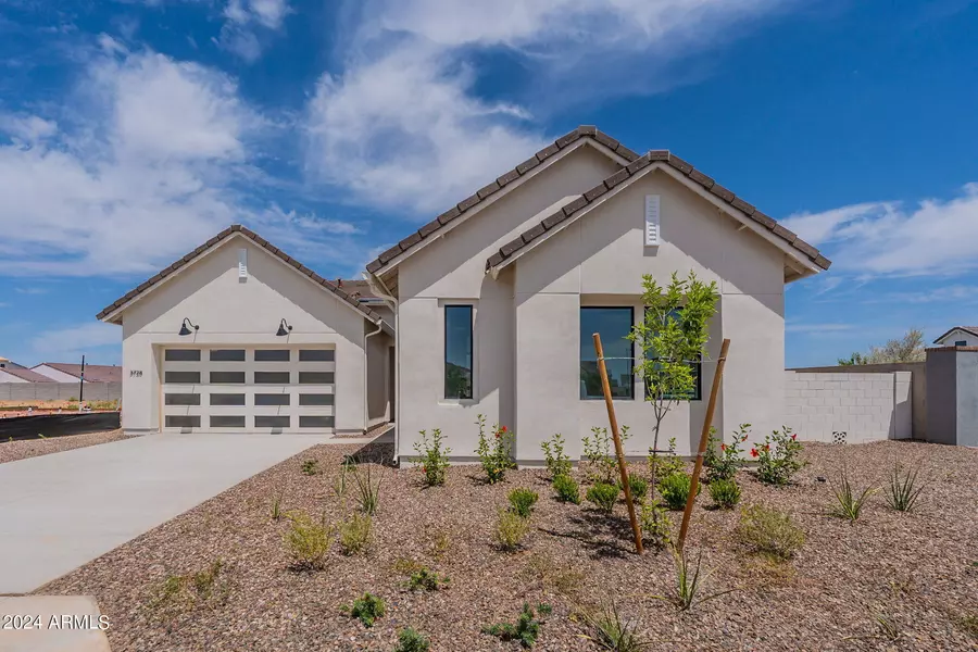 3728 W ANTELOPE Way, San Tan Valley, AZ 85144