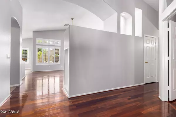 Chandler, AZ 85286,275 W ORIOLE Way