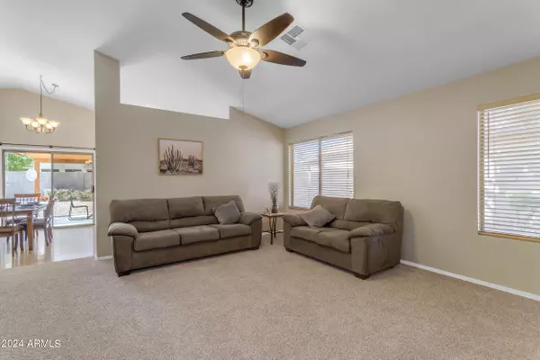 Gilbert, AZ 85233,1349 W VAUGHN Avenue