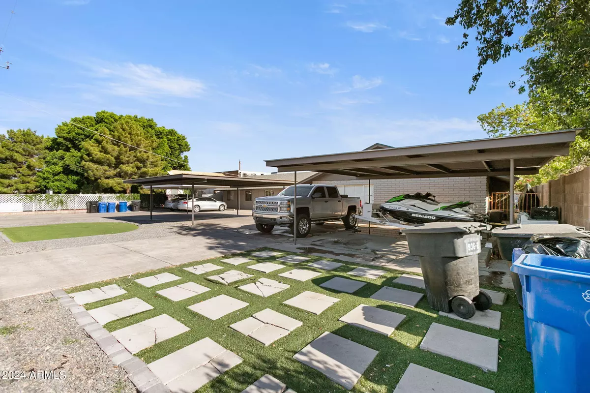 Mesa, AZ 85201,936 W Rio Salado Parkway