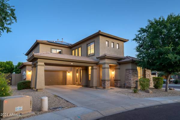 15124 W SMOKEY Drive, Surprise, AZ 85374