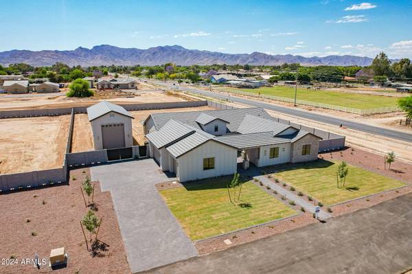 Waddell, AZ 85355,6926 N 177TH Place