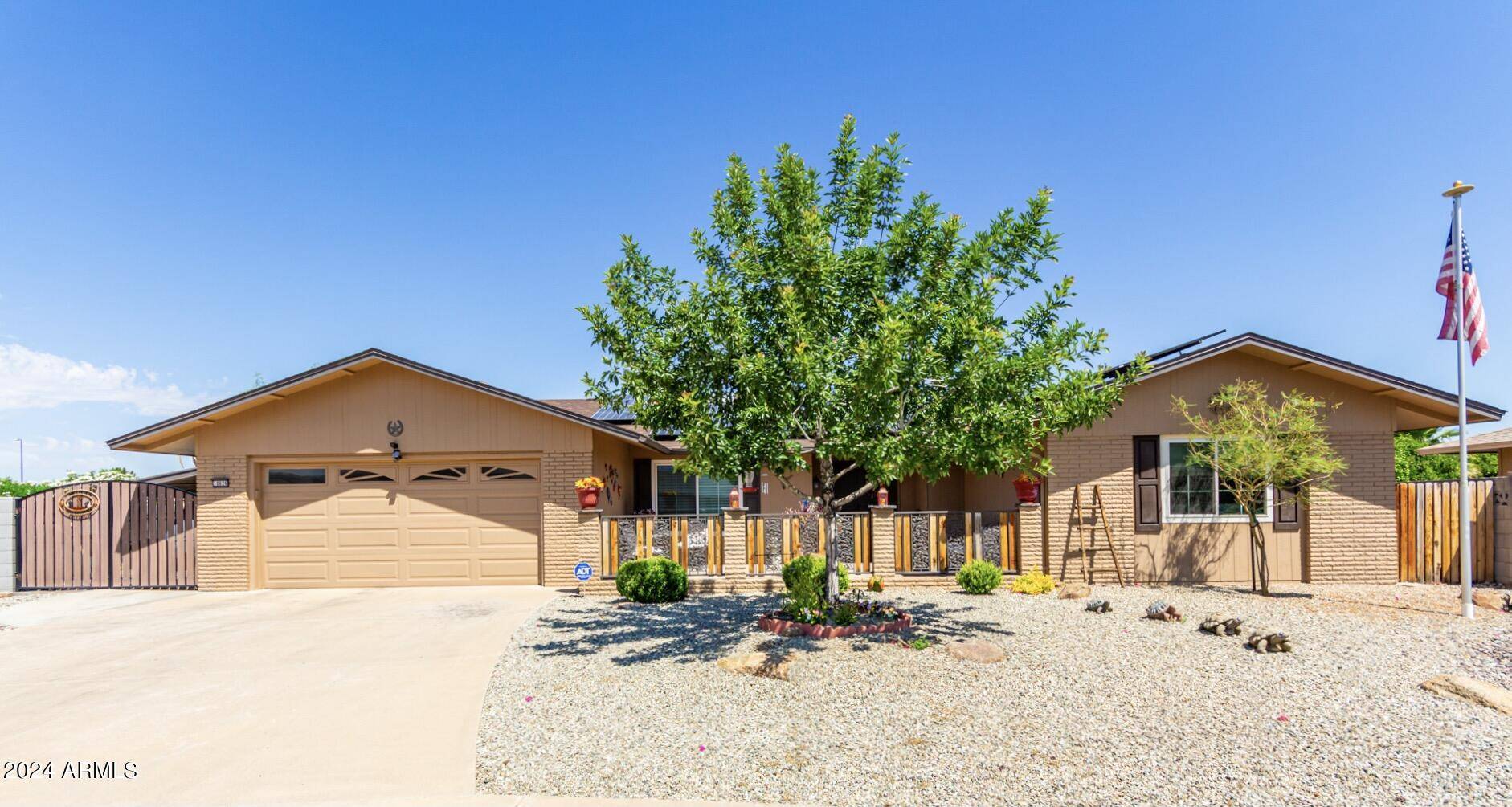 10626 W FLINTLOCK Court, Sun City, AZ 85373