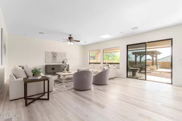 Mesa, AZ 85207,1932 N CHANNING Drive