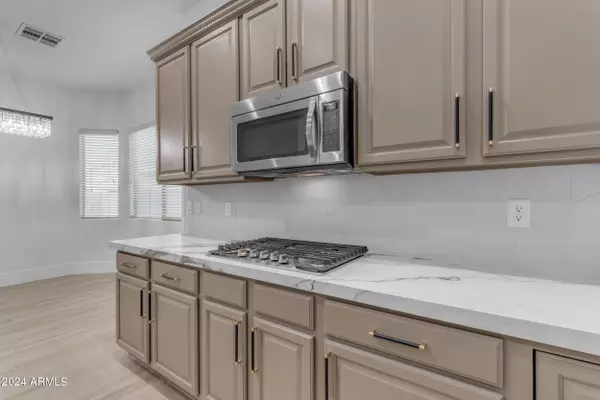 1270 E BARANCA Road, Gilbert, AZ 85297