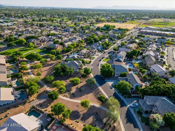 Gilbert, AZ 85295,928 E CARLA VISTA Drive